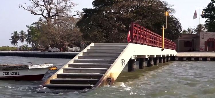 Turismo en Senegal: Puerto de Carabane